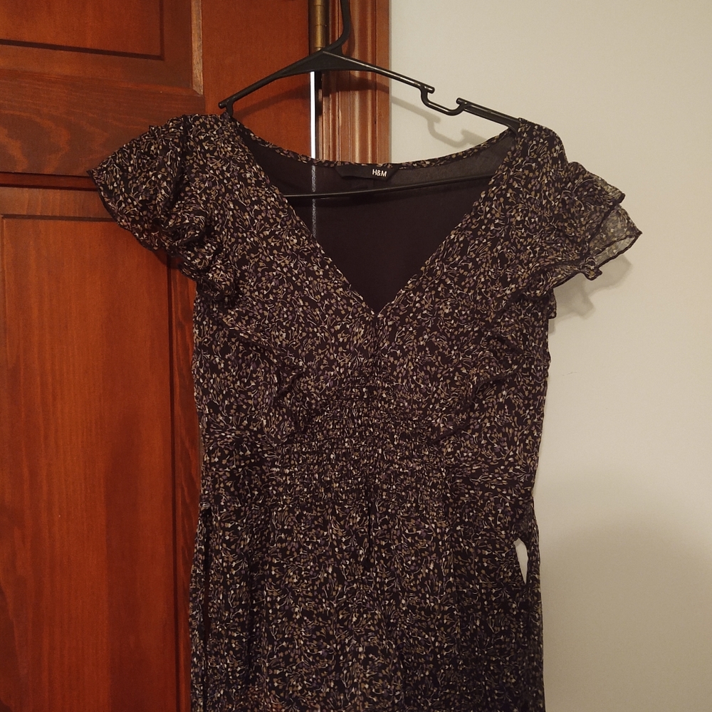 H&M ruffle top